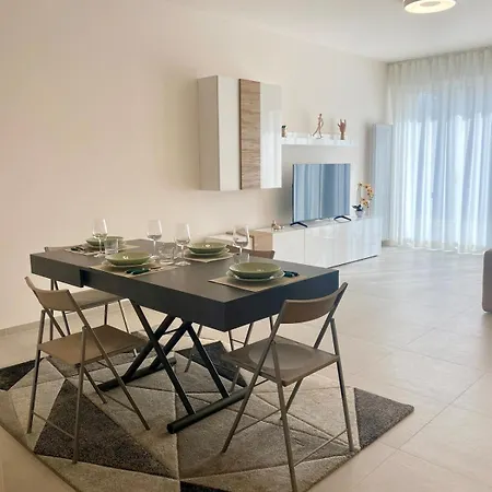 Luxury Centro * קונליאנו