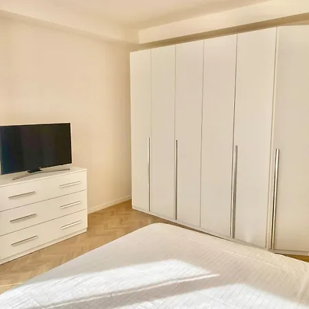 Luxury Centro * קונליאנו