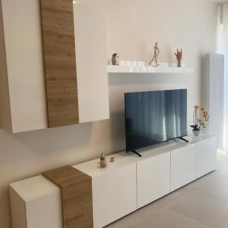 Luxury Centro * קונליאנו